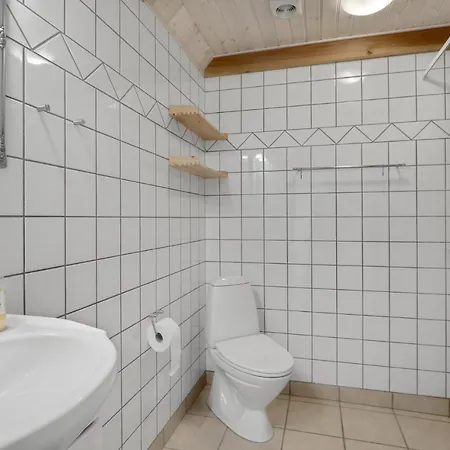 1 Bedroom Awesome Apartment In Nexo *
